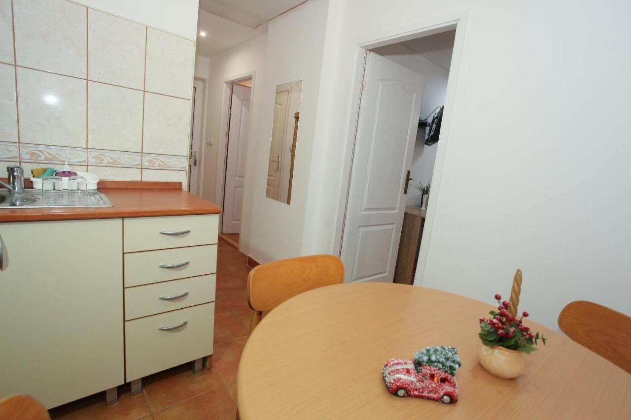 Apartman Carpe Diem 2 ザイェチャル エクステリア 写真