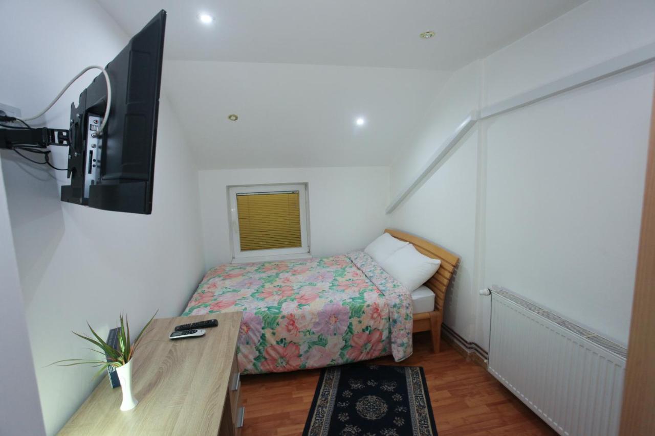 Apartman Carpe Diem 2 ザイェチャル エクステリア 写真